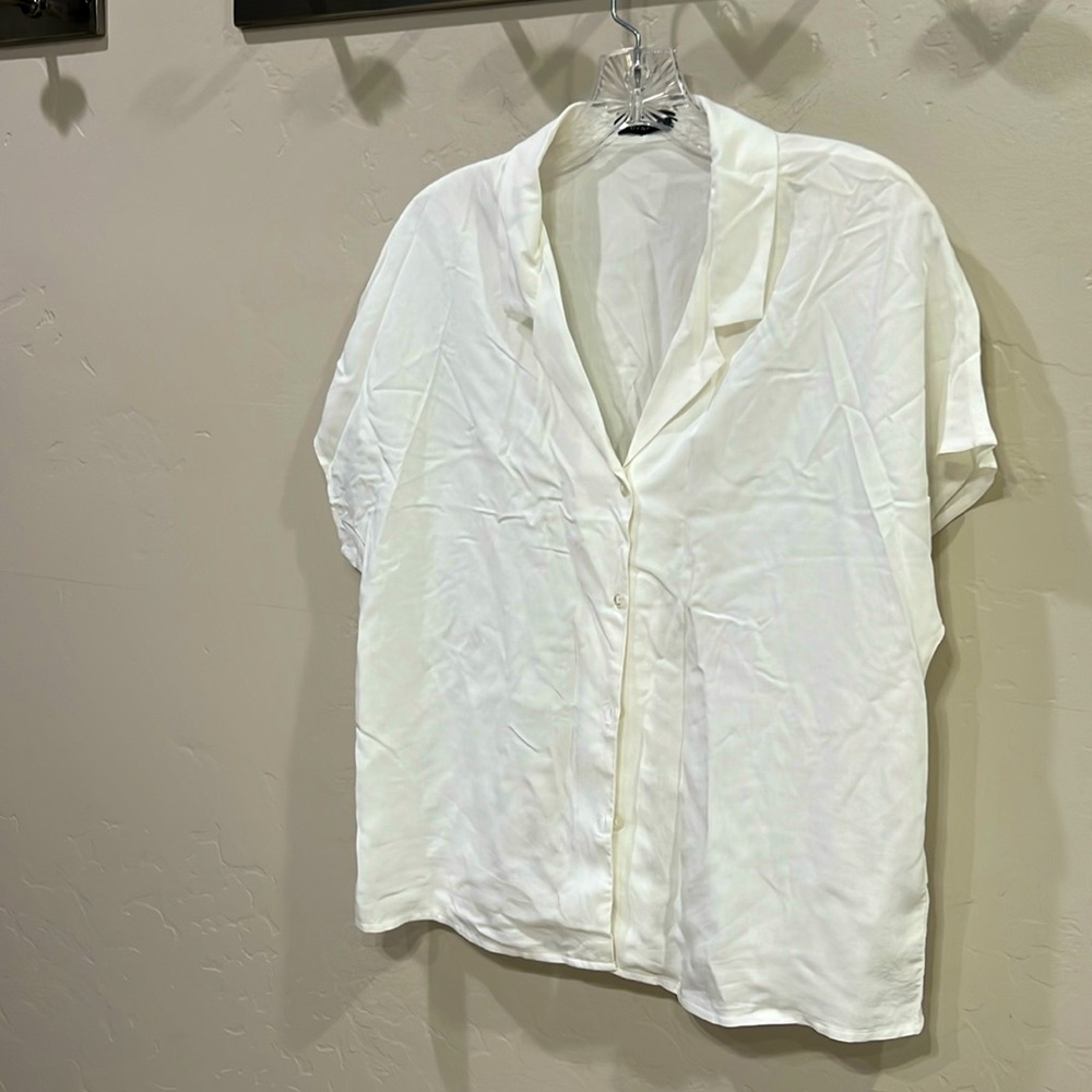 Dynamite white blouse small